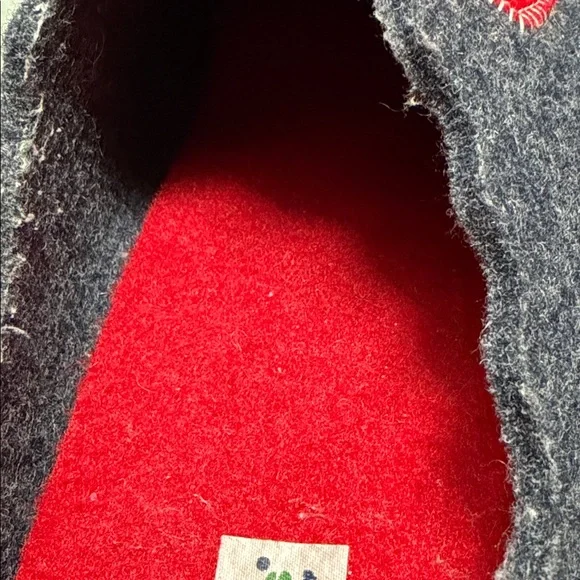 Haflinger Blue and Red Embroidered Slippers Sz 41 good condition only worn few X - Picture 5 of 5